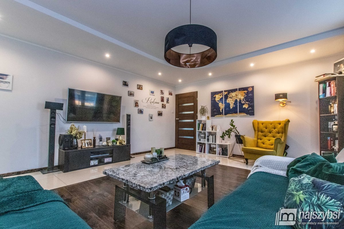 Żółwia Błoć - fotowoltaika, budynek gospodarczy (1)