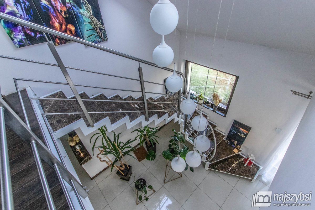 Żółwia Błoć - fotowoltaika, budynek gospodarczy (15)