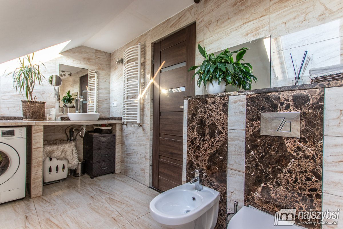 Żółwia Błoć - fotowoltaika, budynek gospodarczy (17)