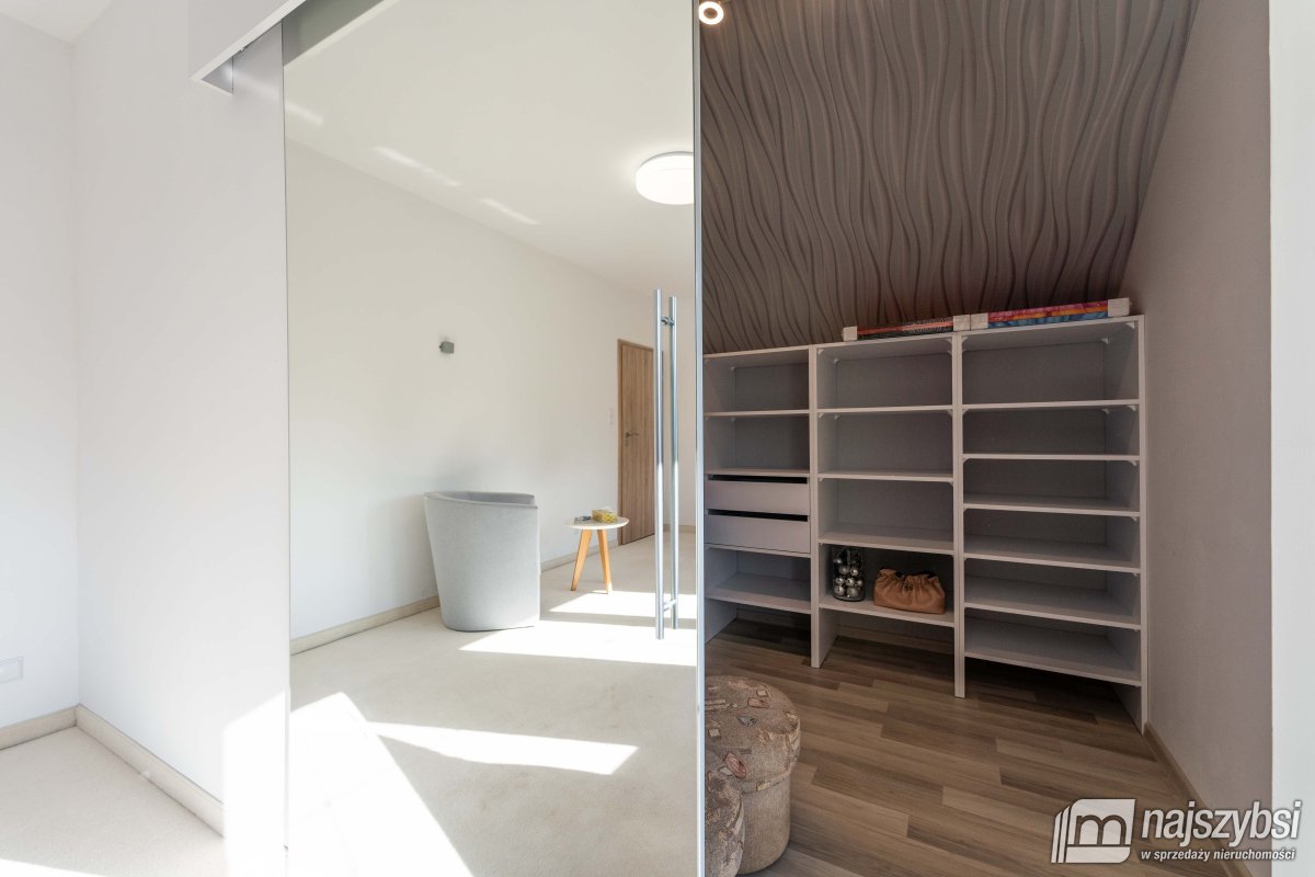 Kołobrzeg- przestronny dom 12km od Kołobrzegu  (13)