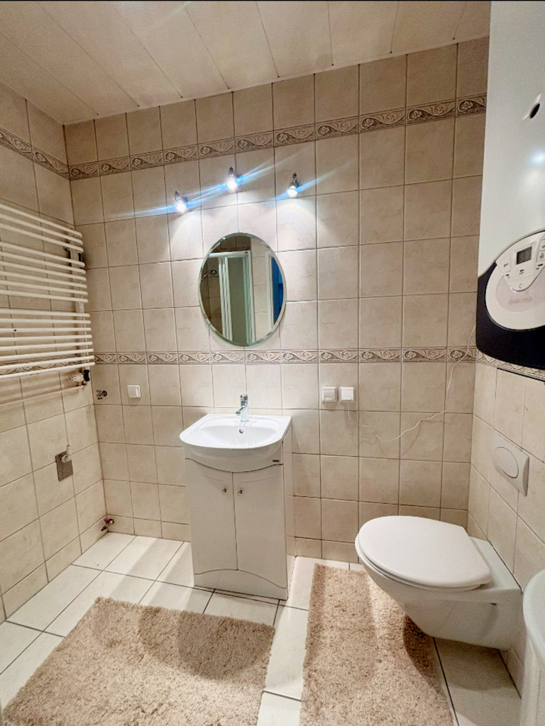 2 pokoje pod działalność lub do mieszkania (8)