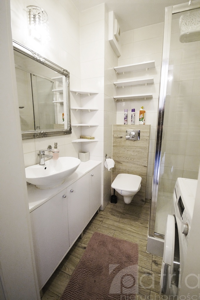 Kawalerka w Apartamentowcu Centrum-Śródmieście (5)