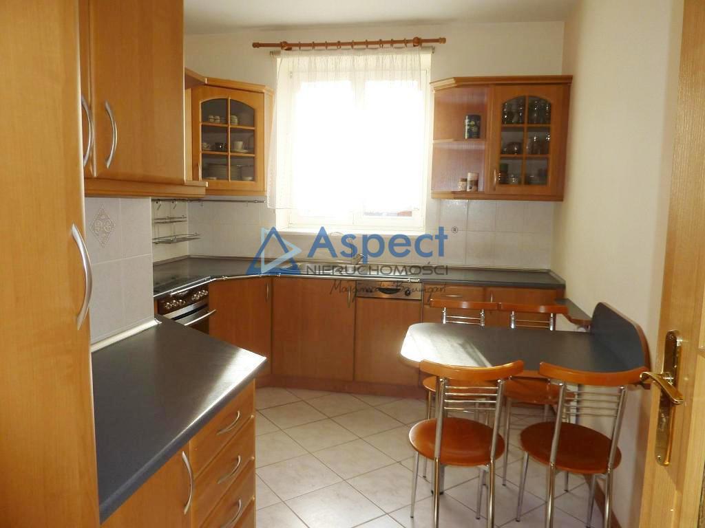 Komfortowy apartament 3 pokoje Centrum (11)