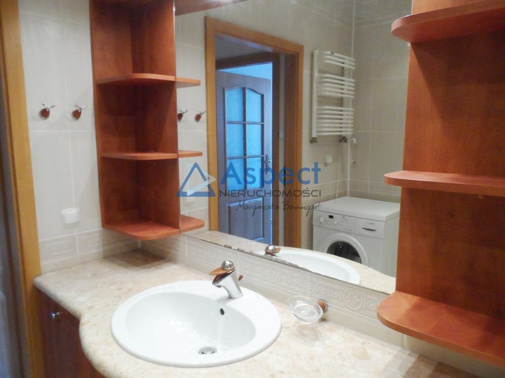 Komfortowy apartament 3 pokoje Centrum (15)