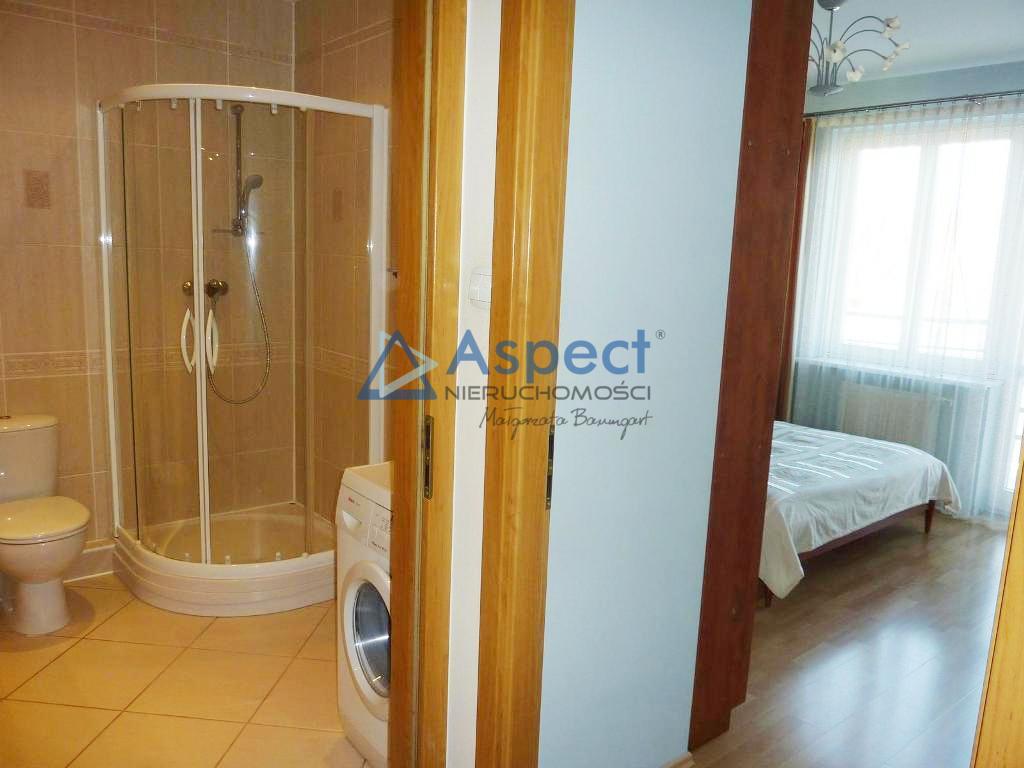 Komfortowy apartament 3 pokoje Centrum (17)