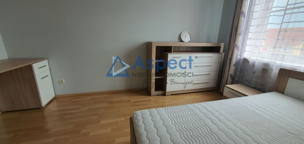 Komfortowy apartament 3 pokoje Centrum (9)