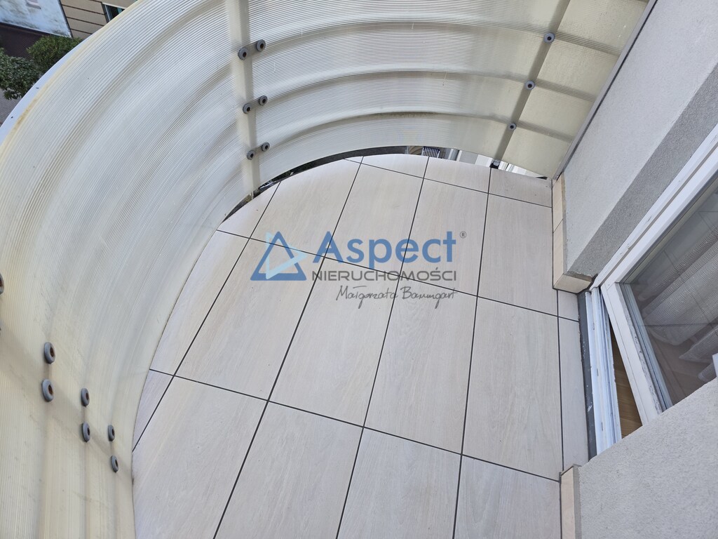 Komfortowy apartament 3 pokoje Centrum (20)