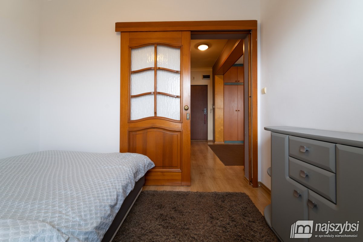 Kołobrzeg-przestronne2pok. mieszkanie 1km do morza (6)