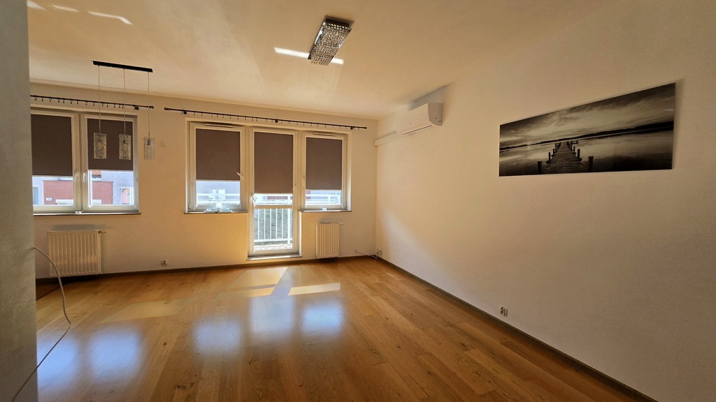 3 pok. mieszkanie z garażem (10)