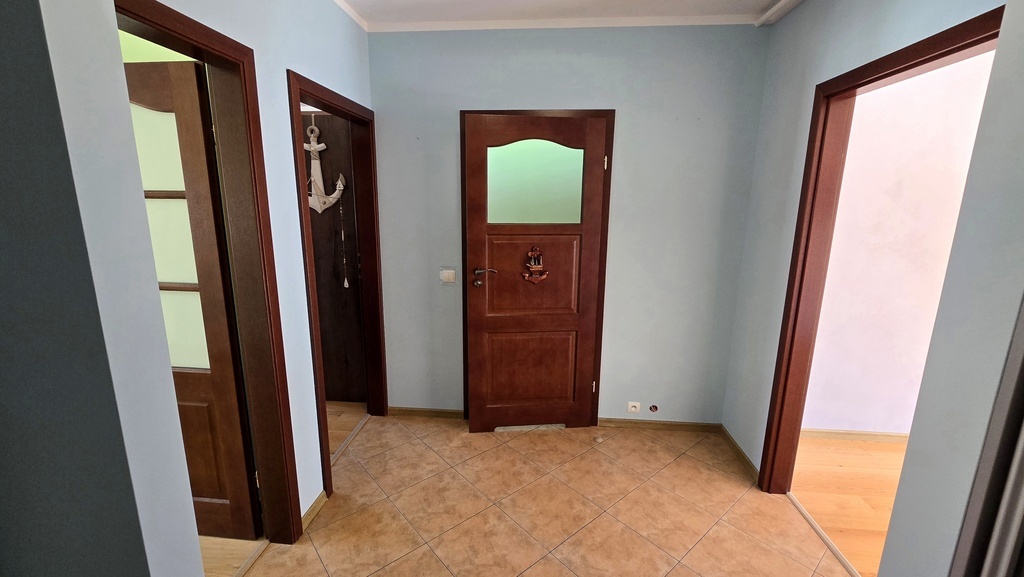 3 pok. mieszkanie z garażem (12)