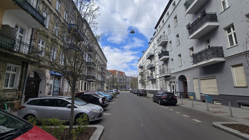 Przestronne 2 pokoje w centrum! (24)