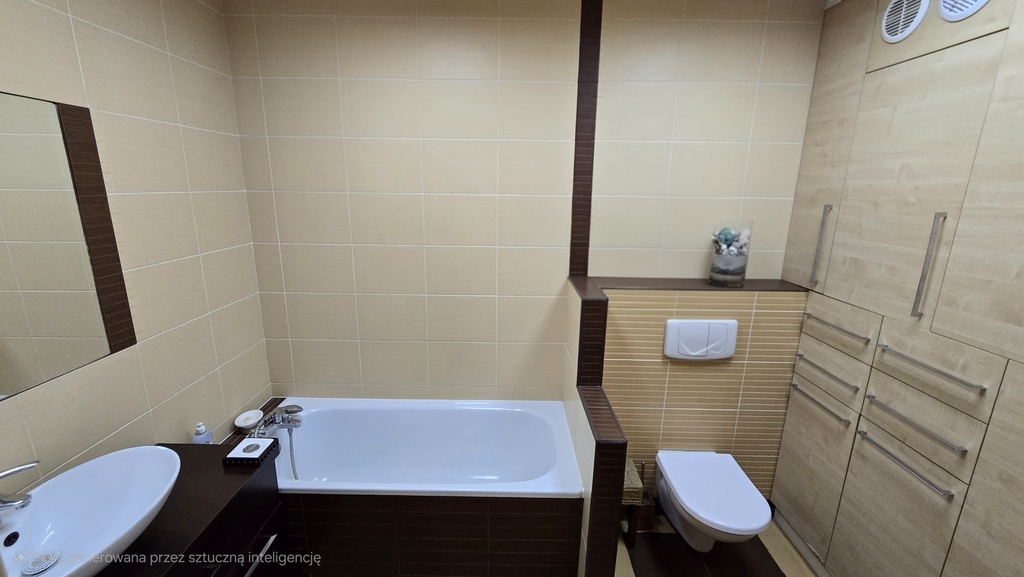 Mieszkanie 3 pokojowe z balkonem (18)