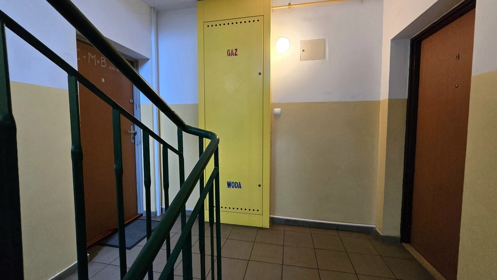 Mieszkanie 3 pokojowe z balkonem (20)