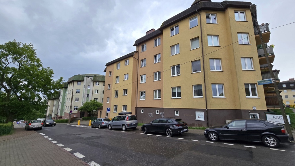 Mieszkanie 3 pokojowe z balkonem (21)