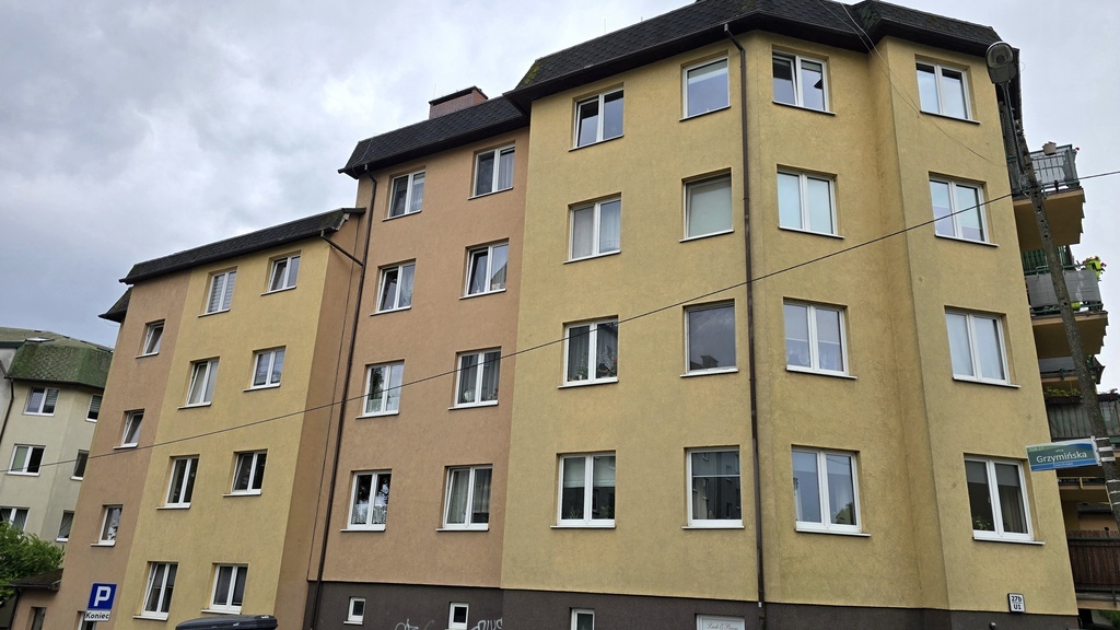 Mieszkanie 3 pokojowe z balkonem (22)