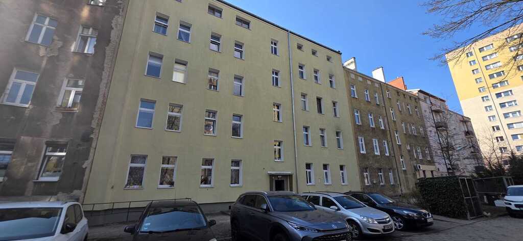 Dwa pokoje w centrum z dużym balkonem (11)