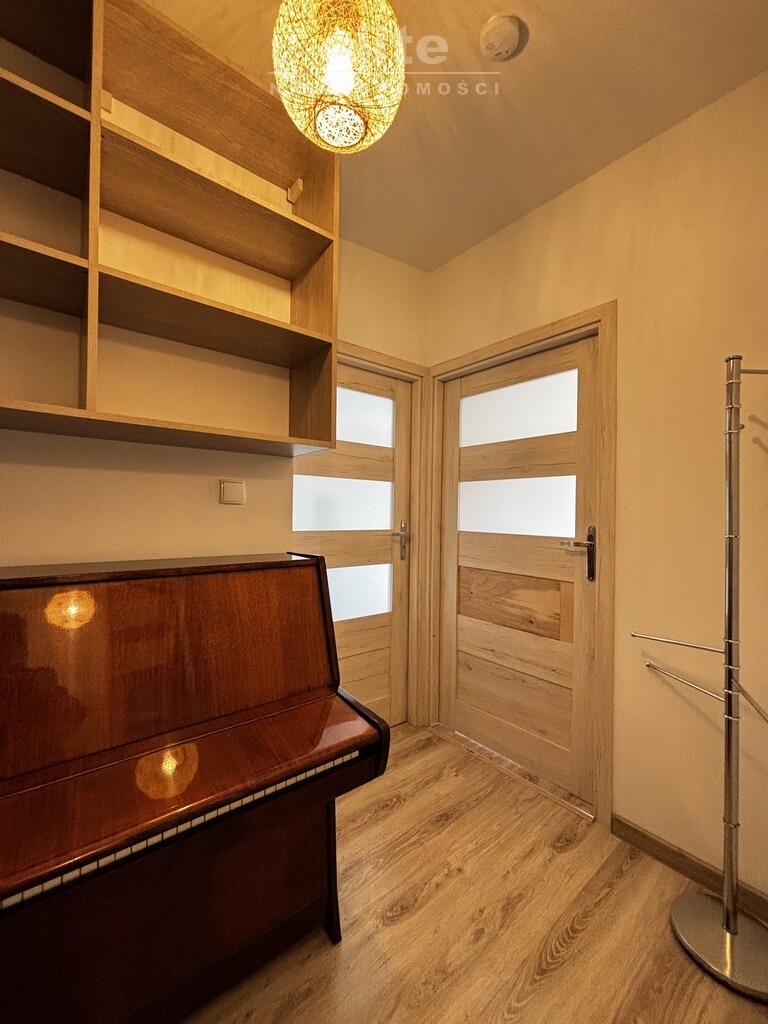 Centrum, 3 pokojowe mieszkanie (16)