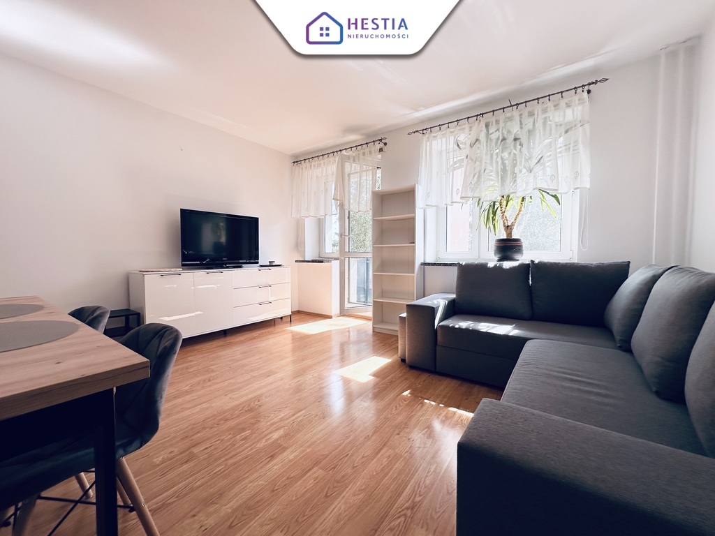 Wynajmę bardzo ładne mieszkanie 3 pokoje ! (2)