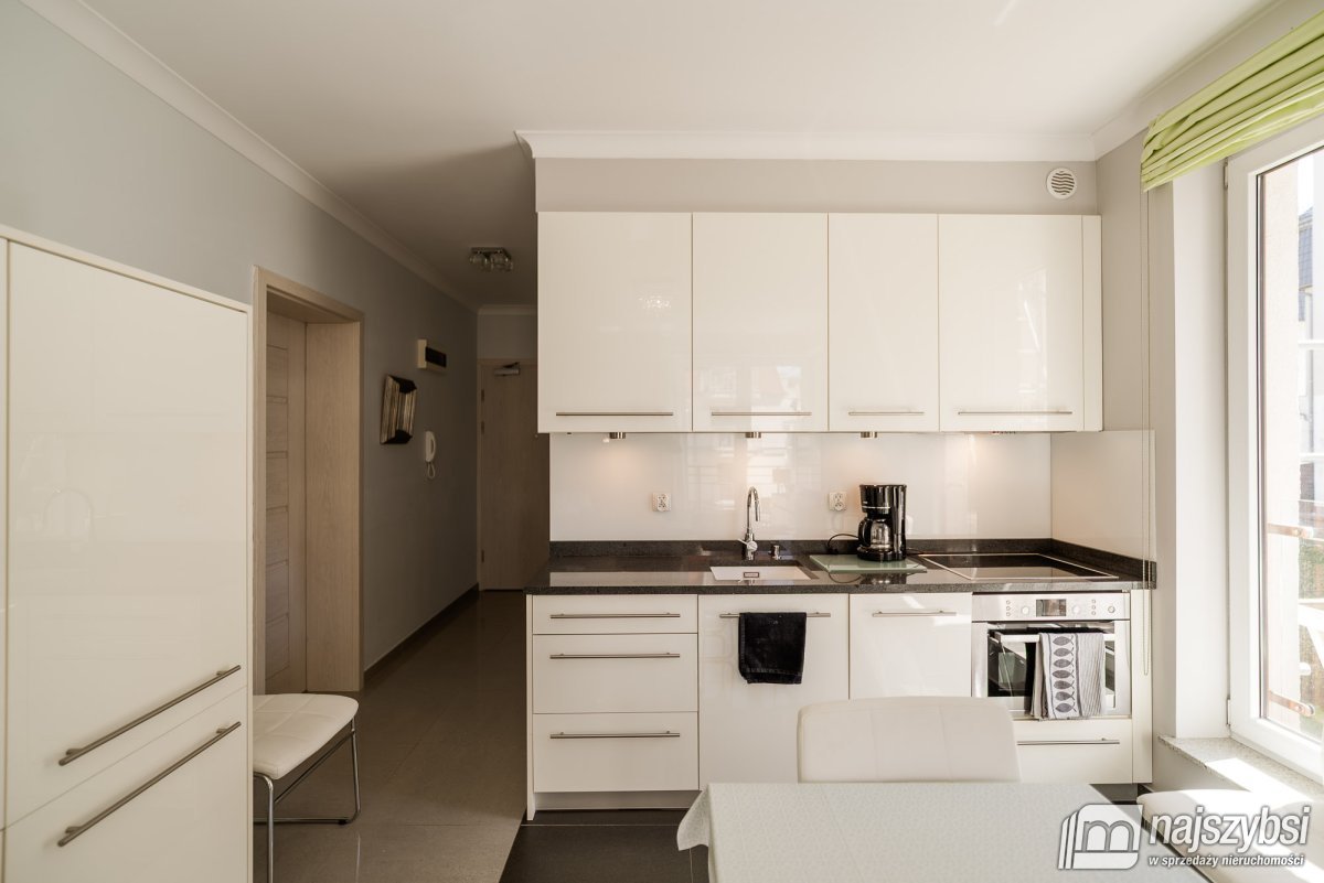 Elegancki apartament w nowoczesnym apartamentowcu  (11)