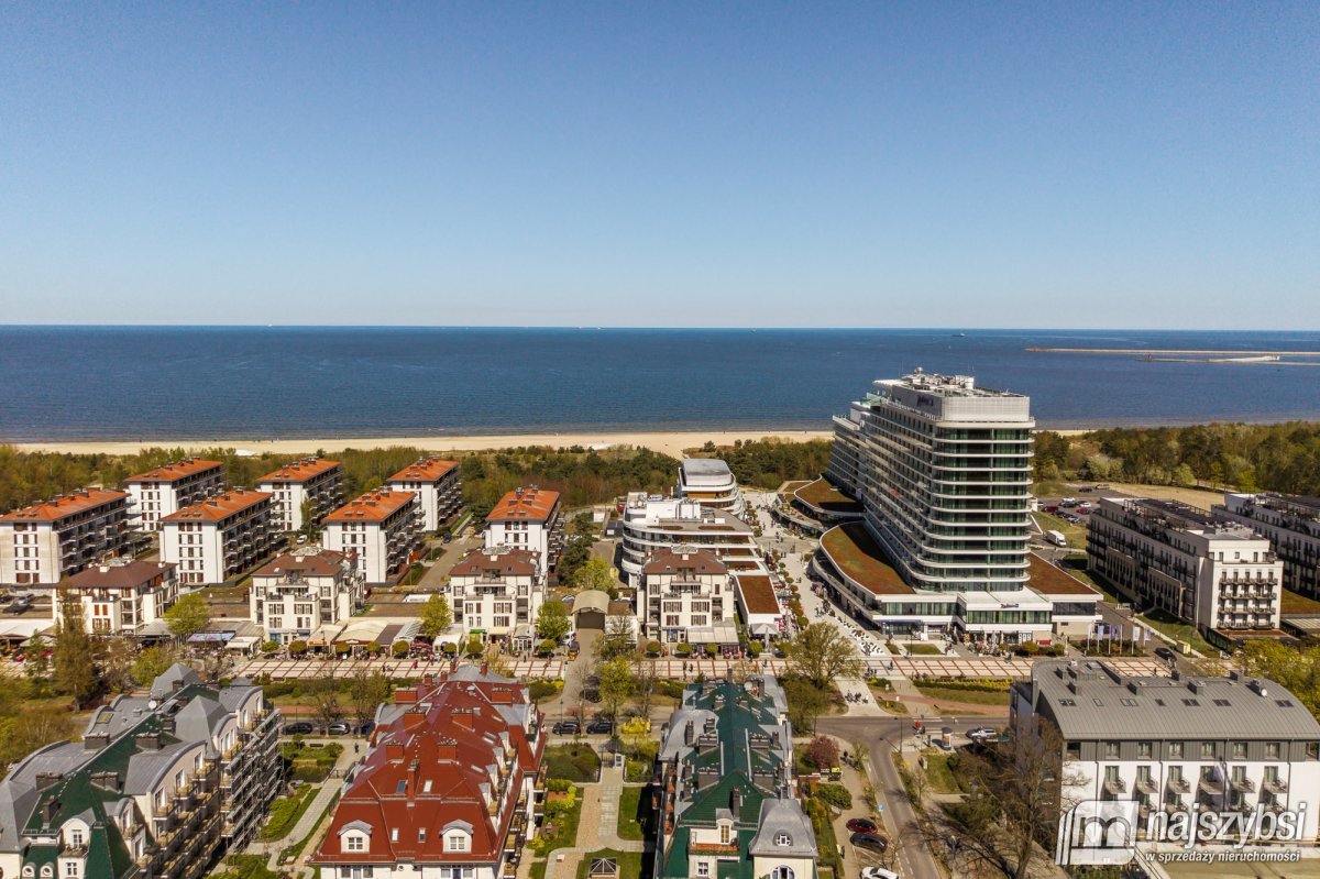 Elegancki apartament w nowoczesnym apartamentowcu  (26)