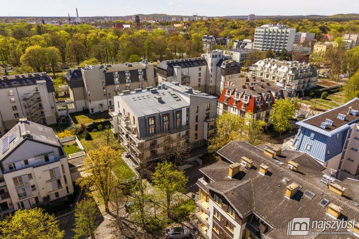 Elegancki apartament w nowoczesnym apartamentowcu  (29)
