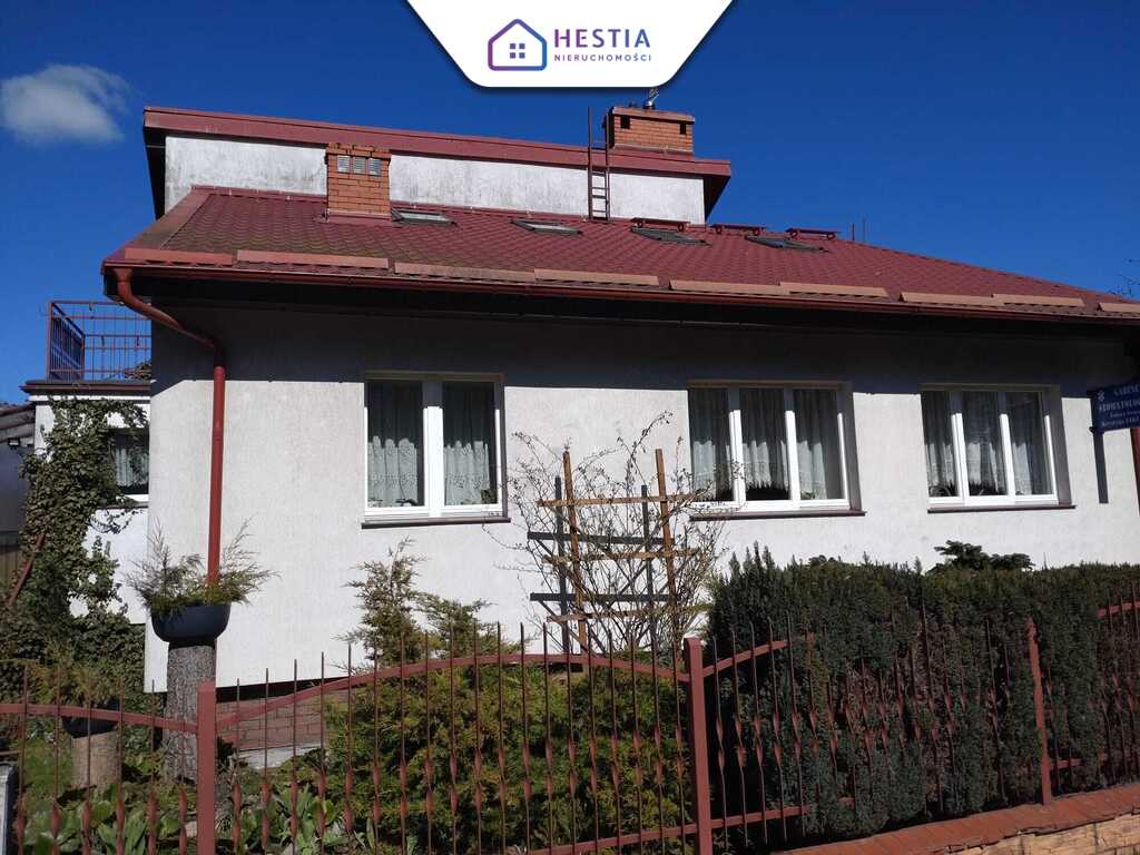 Przestronny dom z ogromnym potencjałem (3)