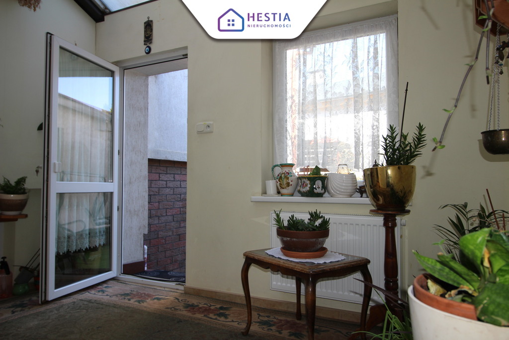 Przestronny dom z ogromnym potencjałem (18)