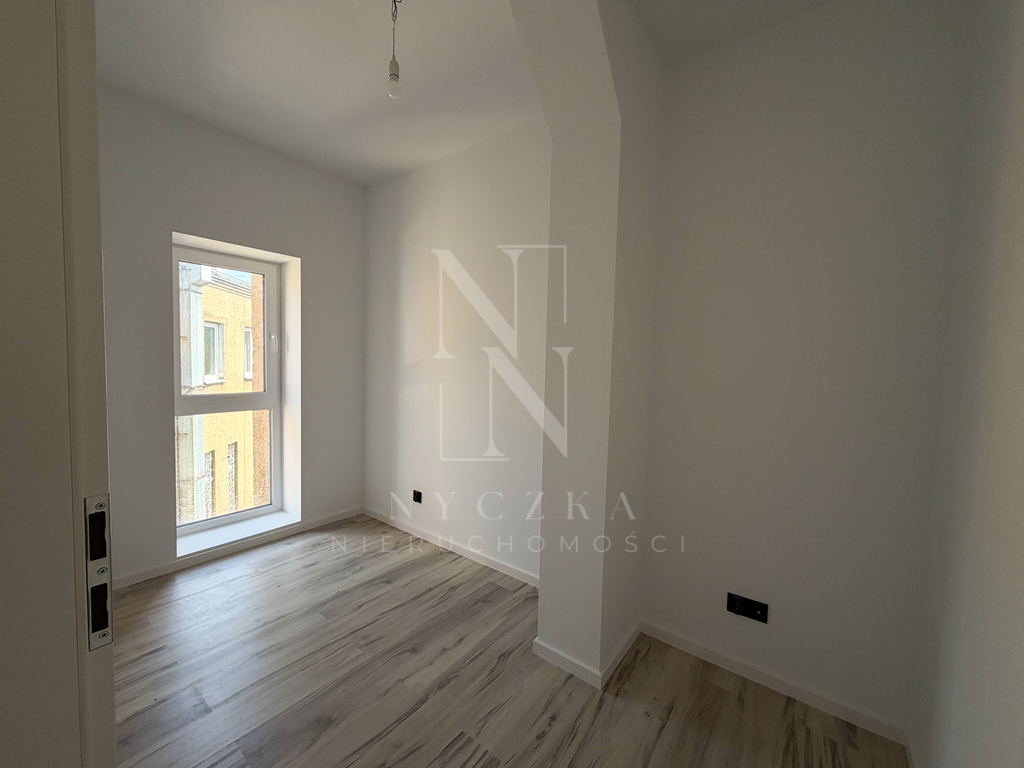 Mieszkanie na poddaszu w samym sercu miasta (4)