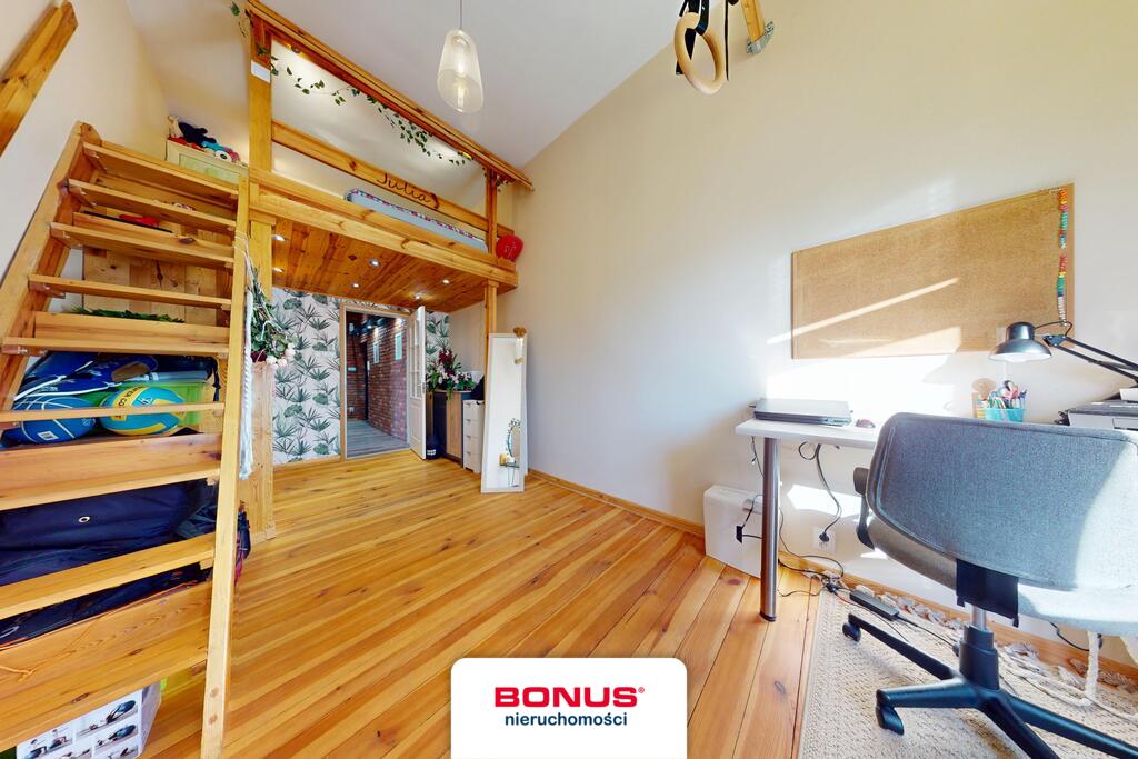 Mieszkanie z klimatem w Willi Hoeringa (12)