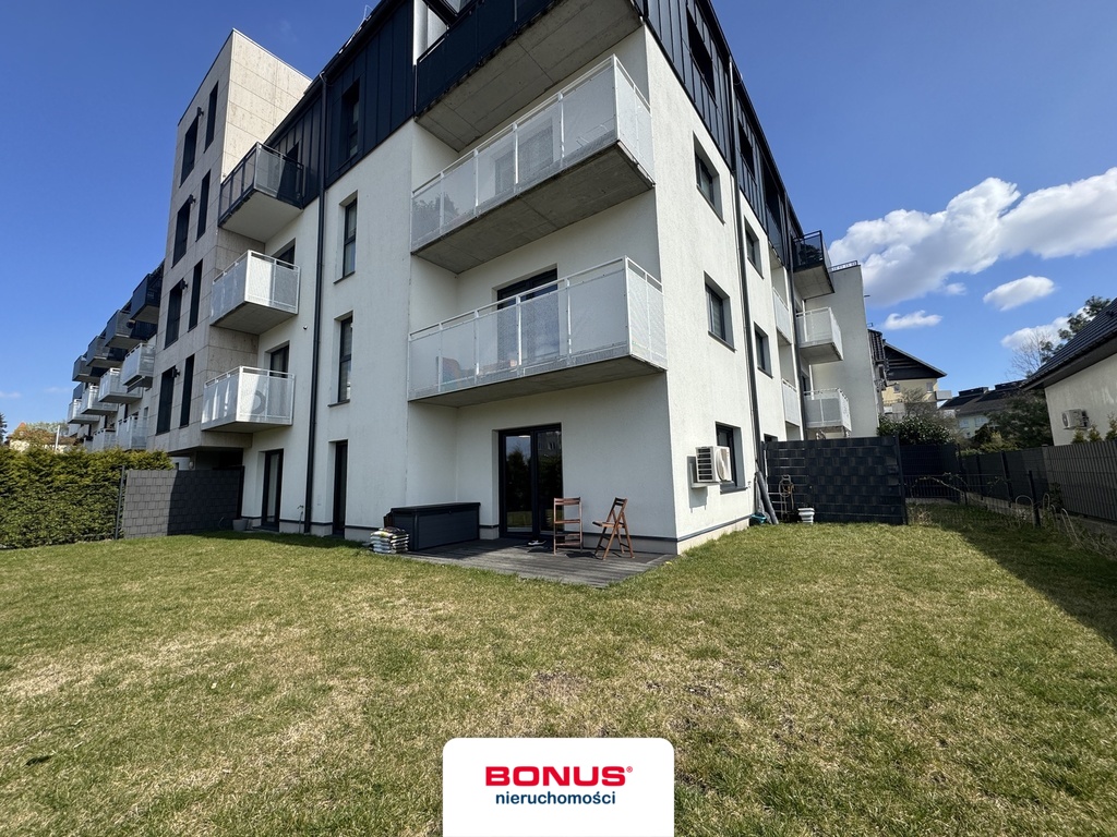 Luksusowy apartament z ogródkiem na Warszewie (26)