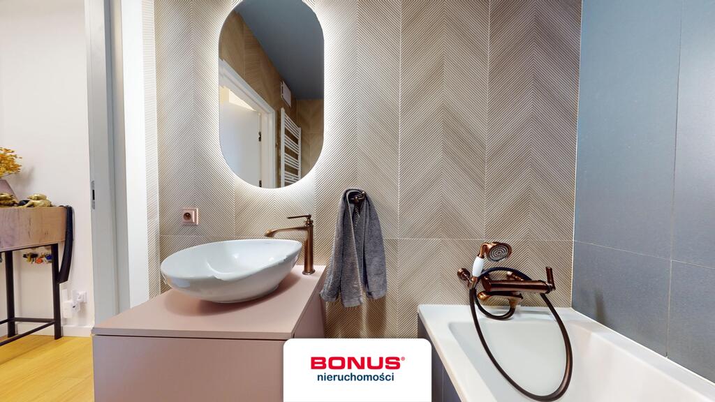 Luksusowy apartament z ogródkiem na Warszewie (15)