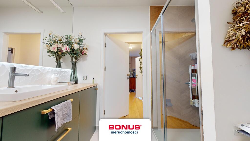 Luksusowy apartament z ogródkiem na Warszewie (23)