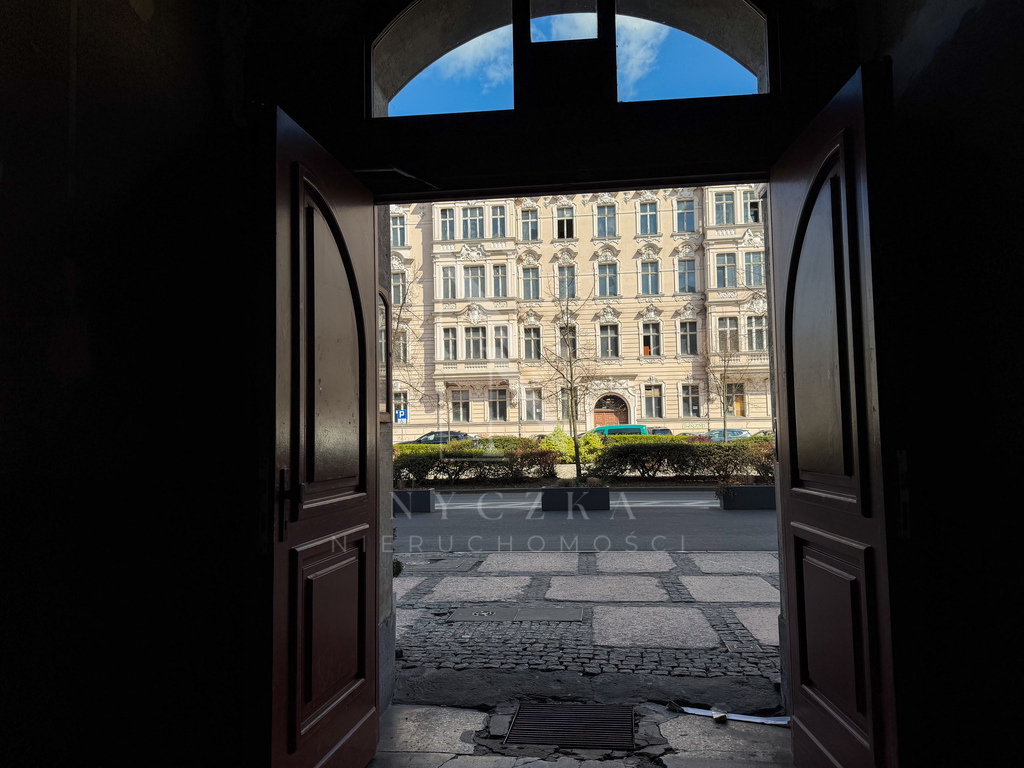 Mieszkanie na poddaszu w samym sercu miasta (6)