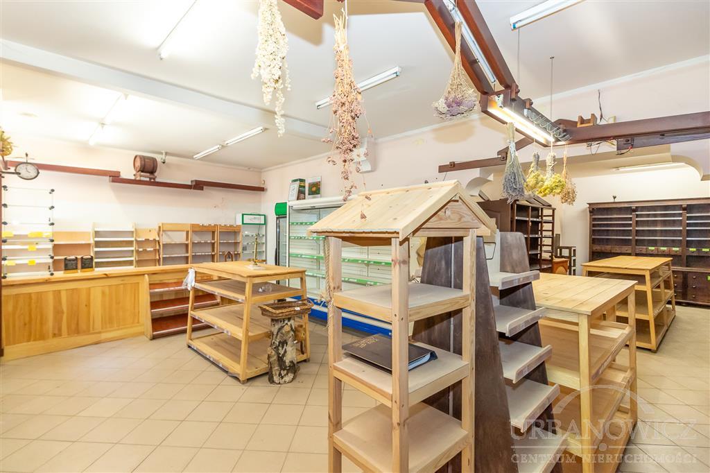 Lokal użytkowy, parter przy ul. Modrzejewskiej. (5)