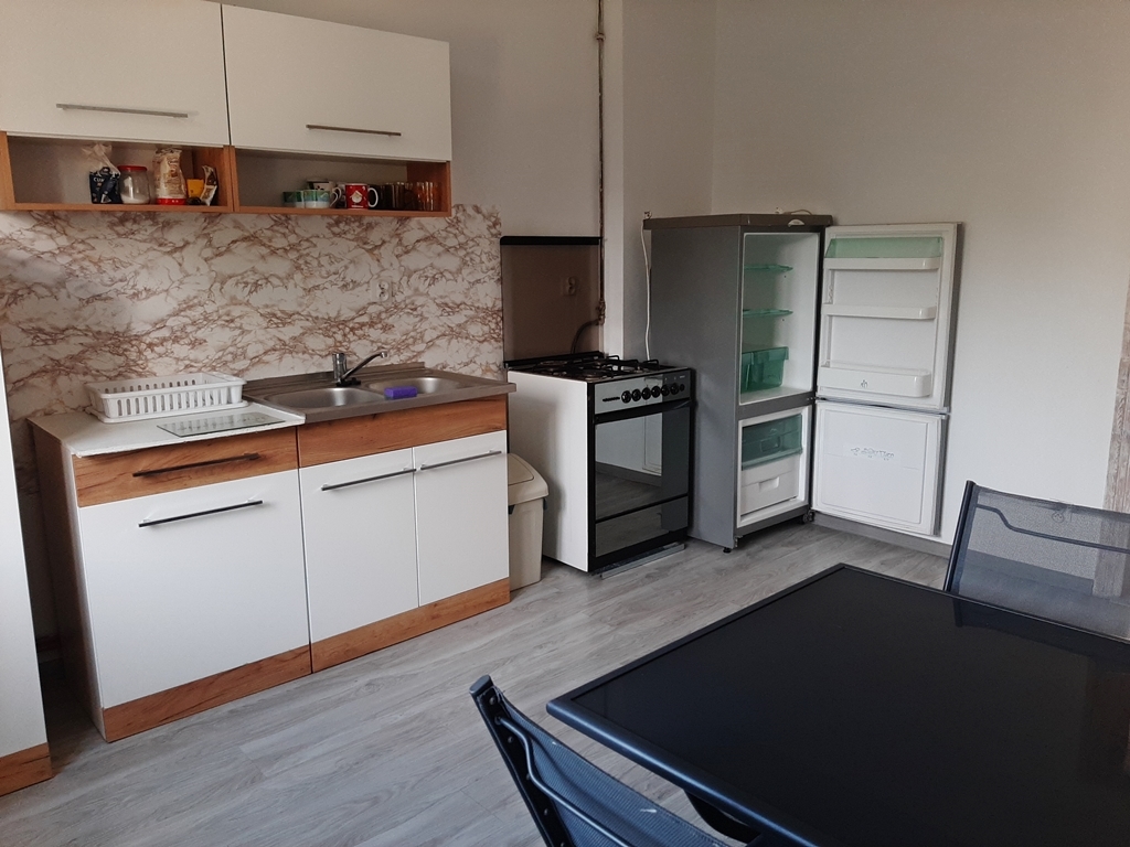 Police, mieszkanie dla pracowników (1)