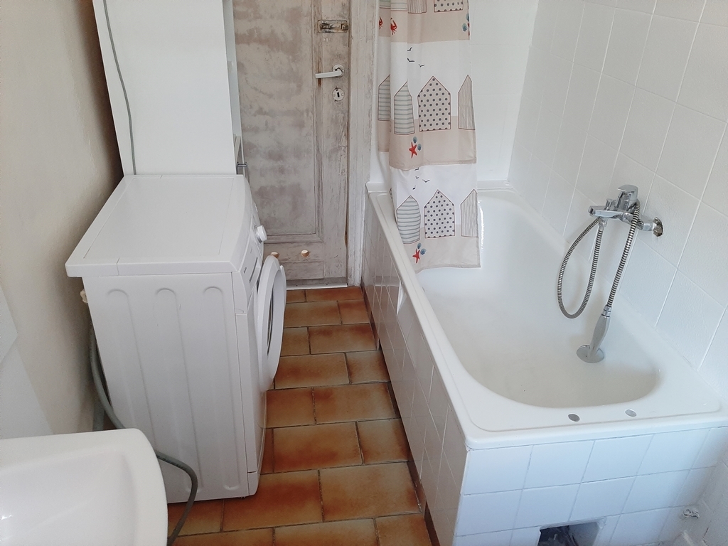 Police, mieszkanie dla pracowników (6)