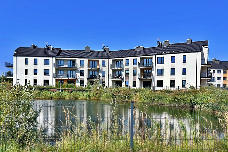 Warszewo, 2 pokoje, duży balkon, staw (4)