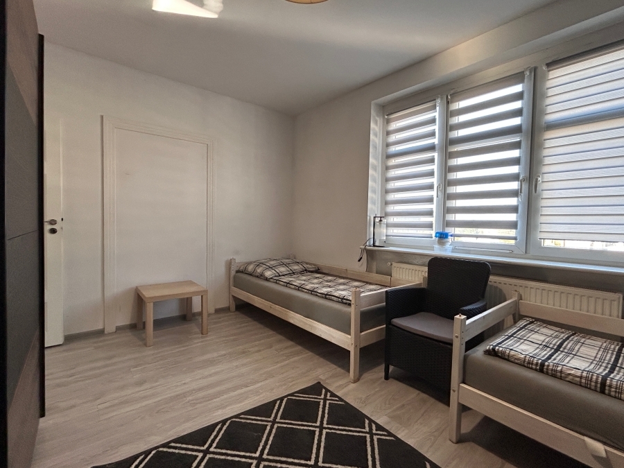 Police, mieszkanie dla pracowników (1)