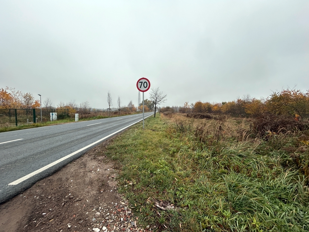 Działka komercyjna. Rewelacyjna lokalizacja! (3)