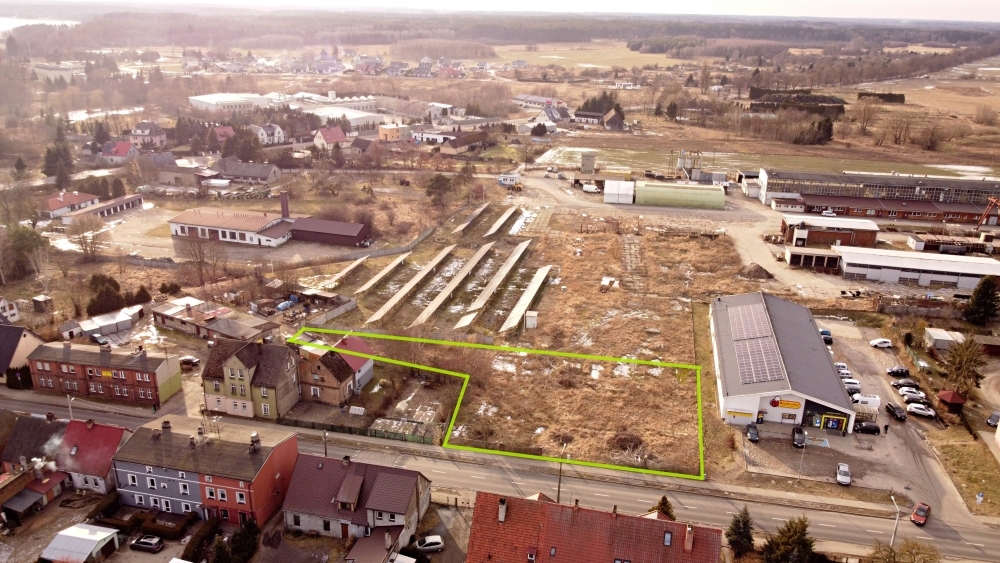 Działka, 5 tys. mieszkańców, sąsiedztwo Biedronki (1)