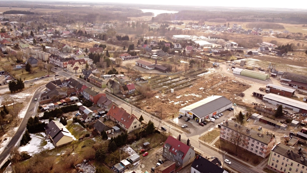 Działka, 5 tys. mieszkańców, sąsiedztwo Biedronki (3)