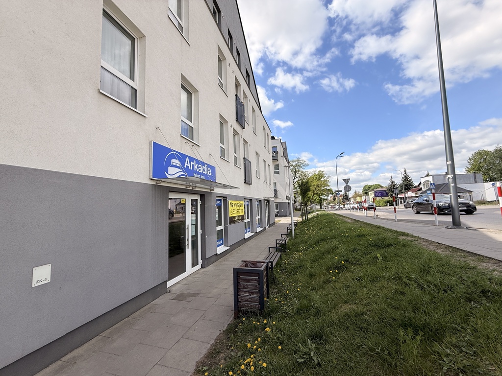 Przestronny lokal przy McDonalds - Szczecińska (2)