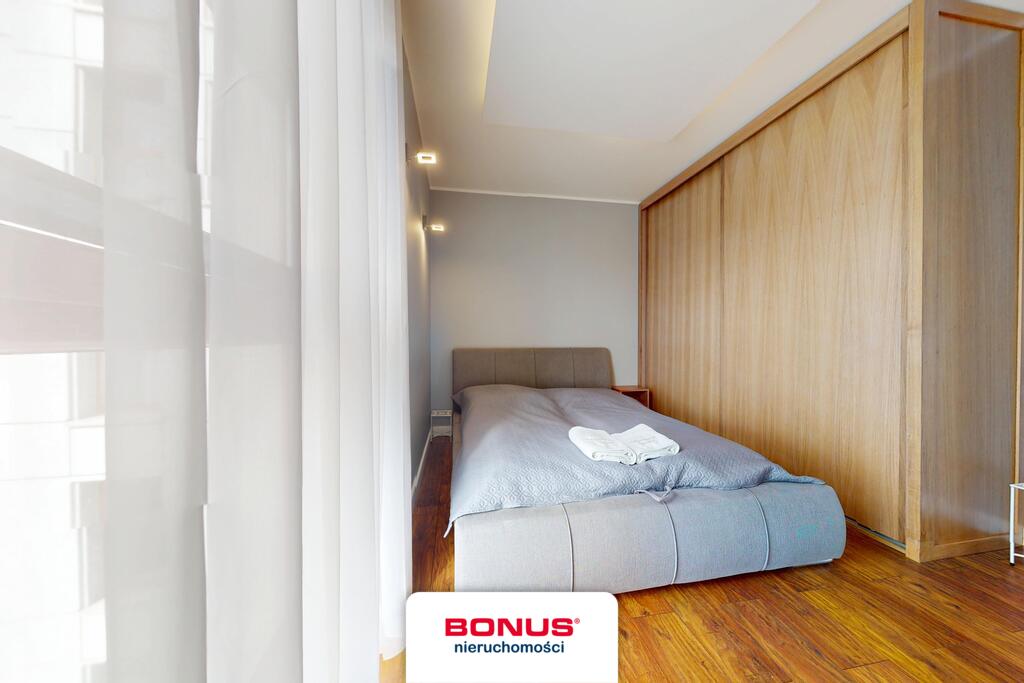 Apartament z pięknym widokiem na zatokę (9)