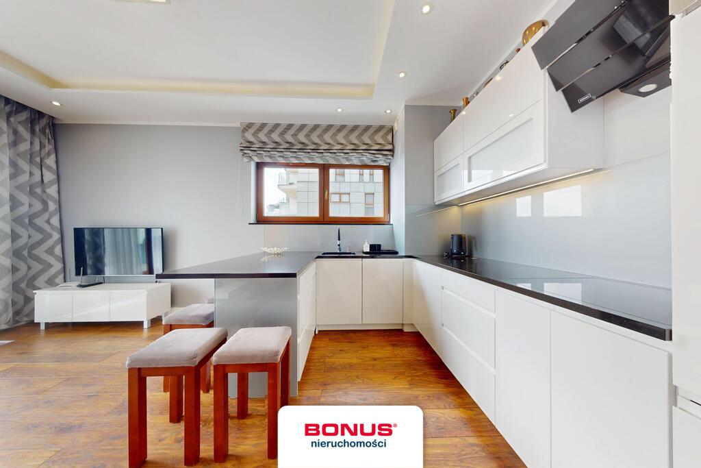 Apartament z pięknym widokiem na zatokę (4)