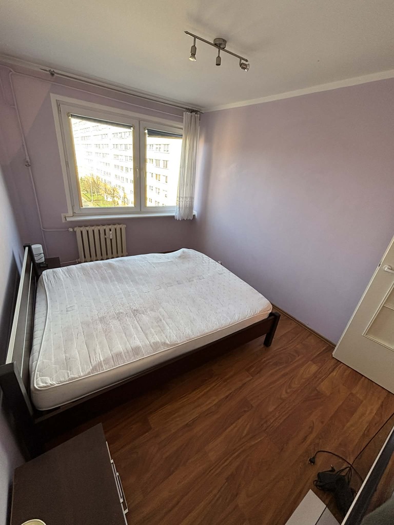 Trzypokojowe mieszkanie w Policach (3)