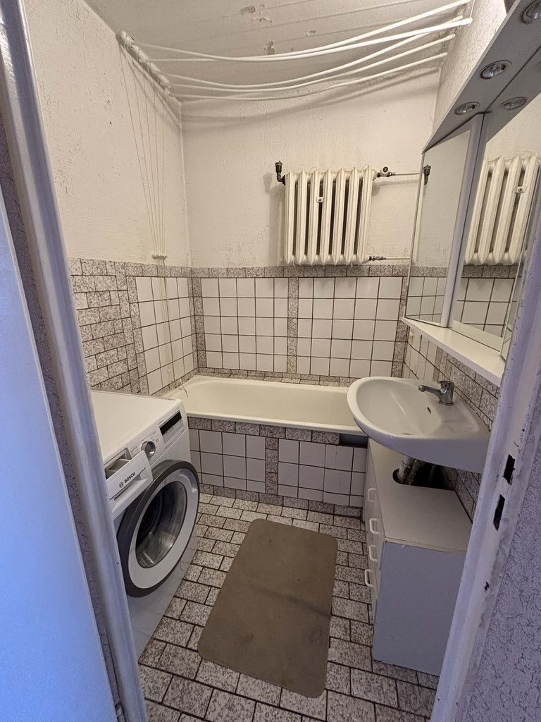 Trzypokojowe mieszkanie w Policach (9)