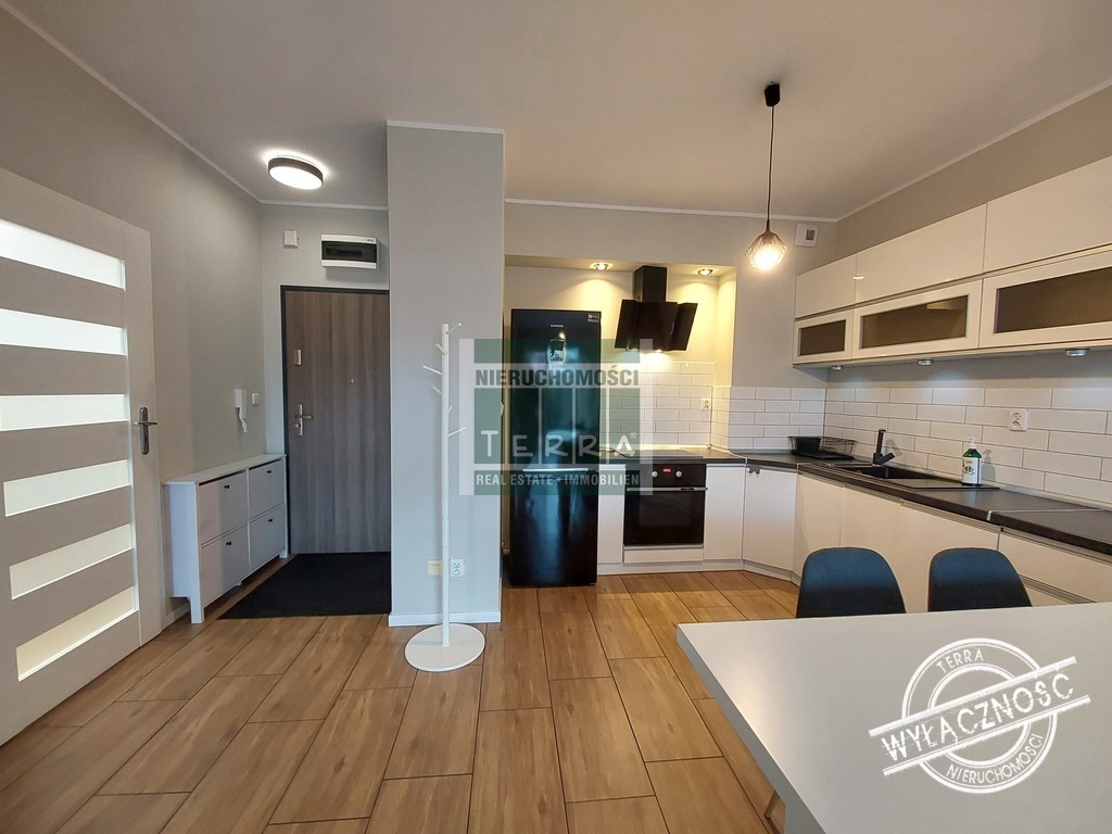 Dwa pokoje z ogródkiem i komórką lok. (5)