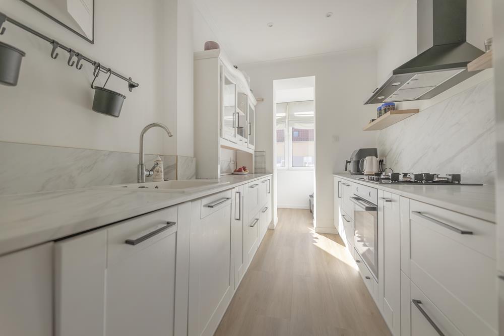 Duże 2 pokoje gotowe do zamieszkania. (6)