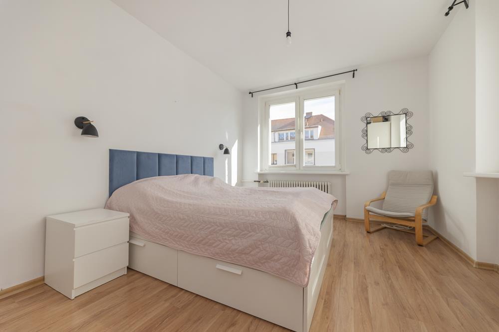 Duże 2 pokoje gotowe do zamieszkania. (7)