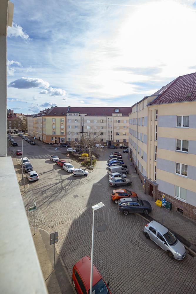 Duże 2 pokoje gotowe do zamieszkania. (13)